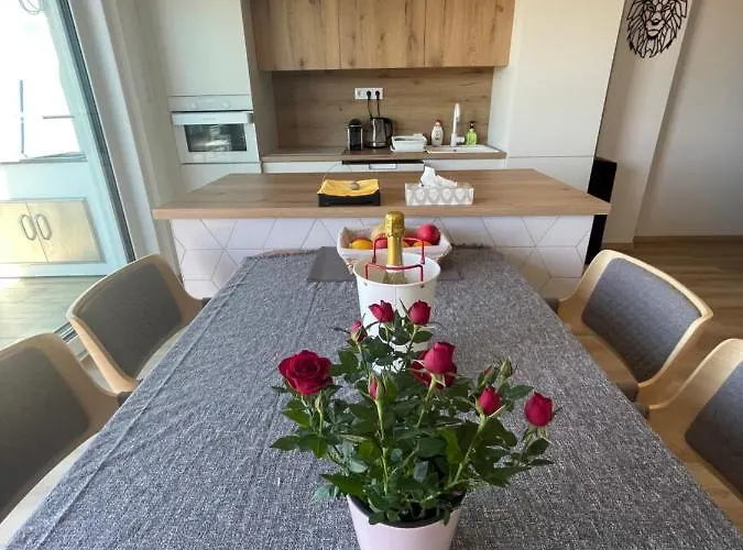 아파트 Fenyves Delux *