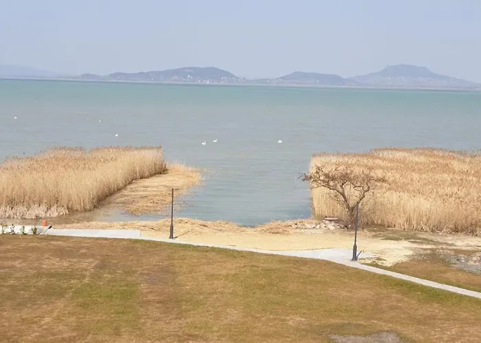 아파트 Fenyves Delux